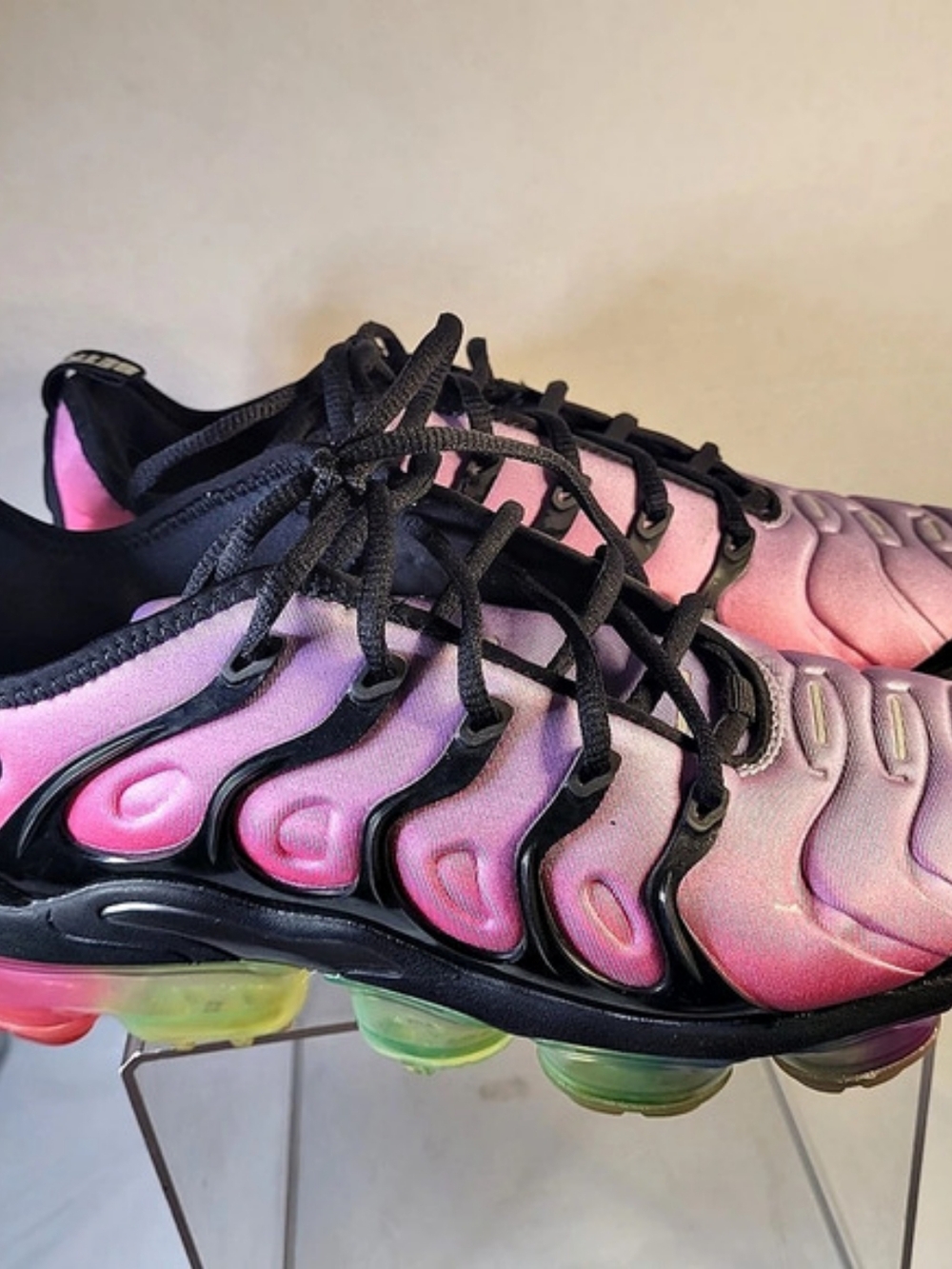 Nike Air VaporMax Plus Be True 2018 Size Men 9 Women 10.5 AR4791-500 Pride